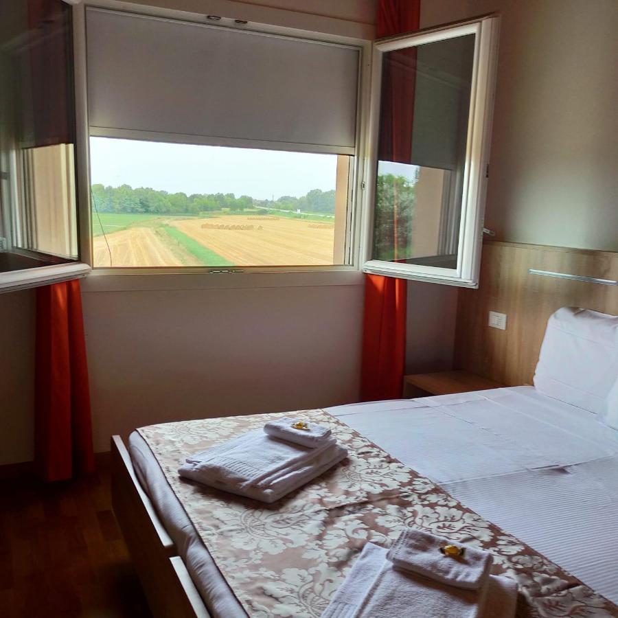 Al Cavaliere Villa Pordenone Buitenkant foto